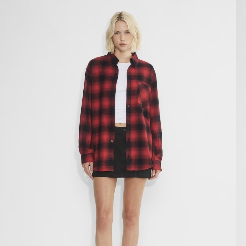 Aritzia TNA Macelo Shirt Small